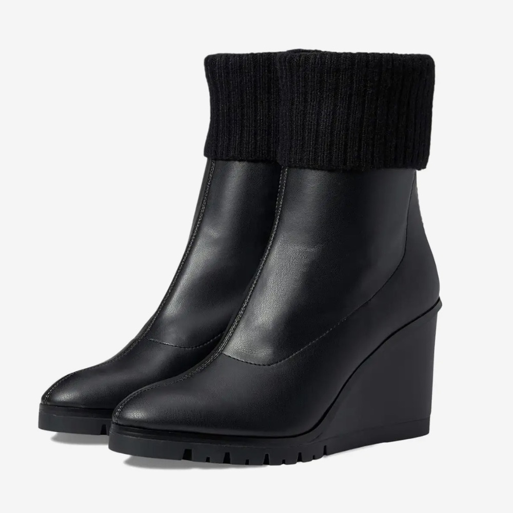 Donald J Pliner Sindie Black Knit Cuff Ankle Wedge Boots Size 6